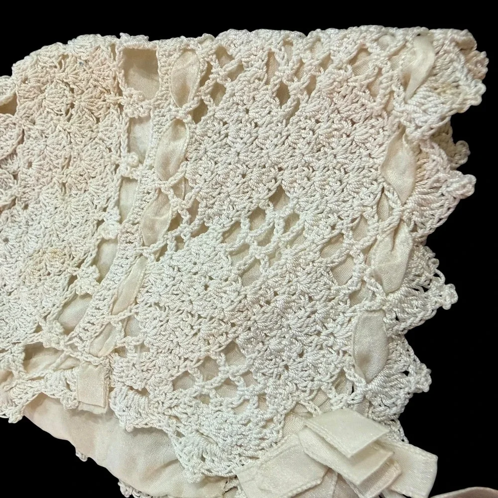 Antique Victorian Edwardian Irish Crochet Baby Bonnet Silk Lining & Rosette 1900